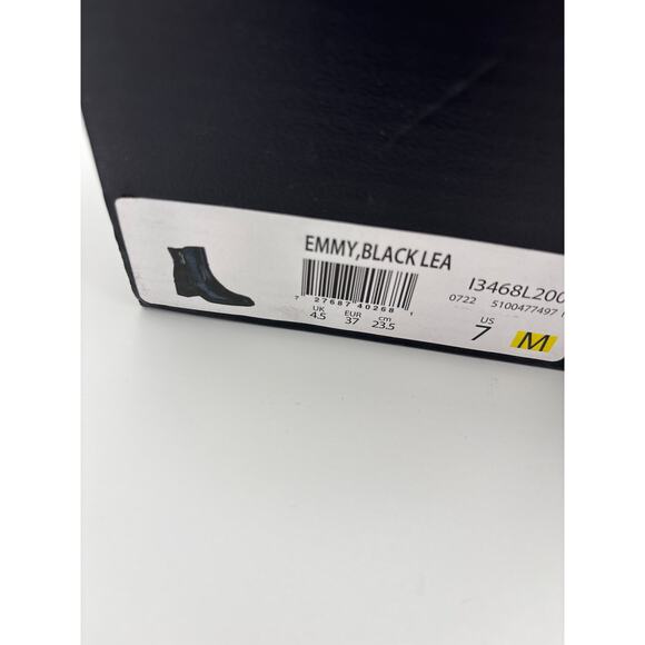 Naturalizer Emmy ankle boot black leather, size 7M - Picture 9 of 9